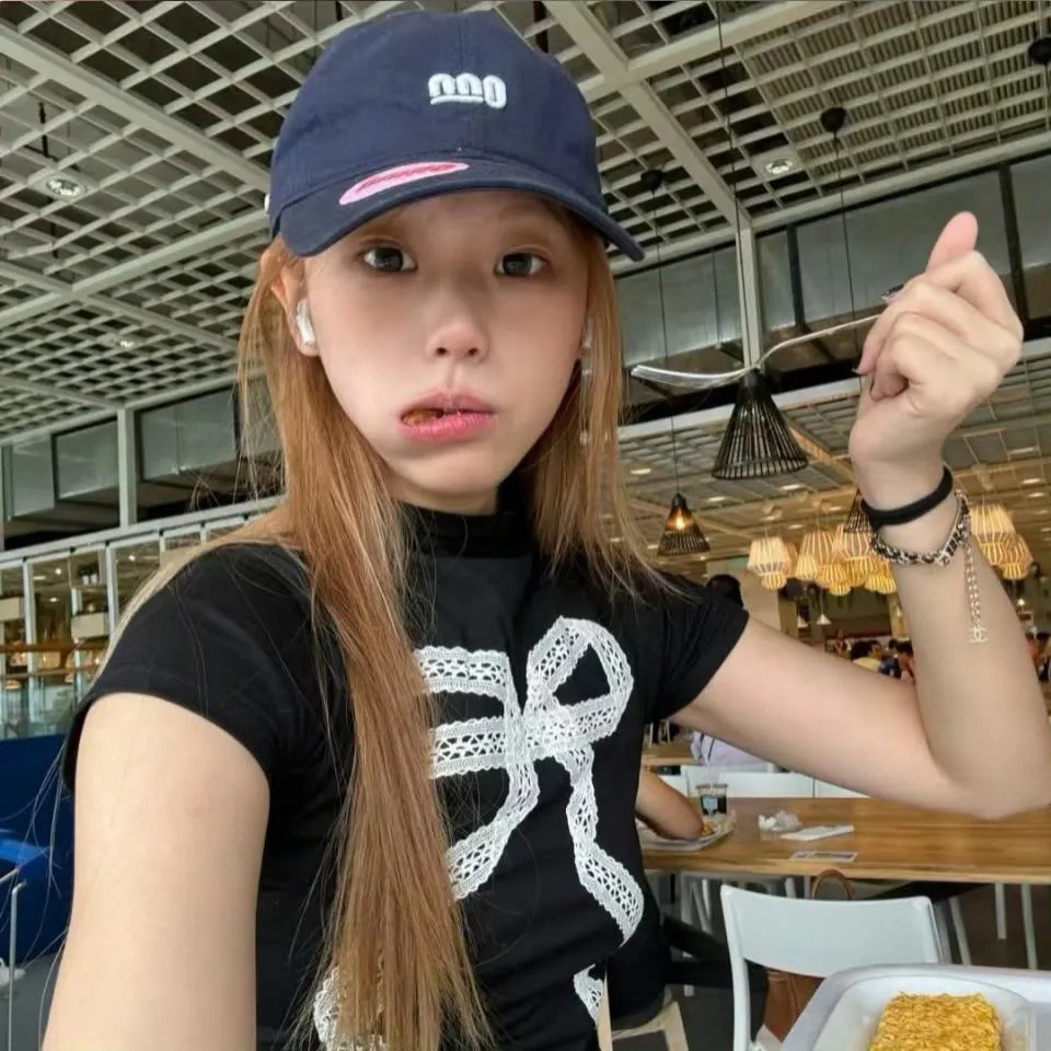 庞妮·塞尔文